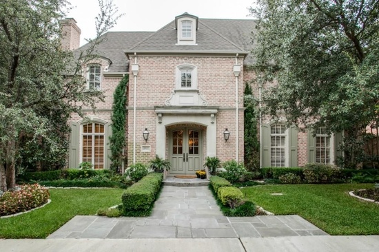 6922 Forest Glen Drive, Dallas TX 75230