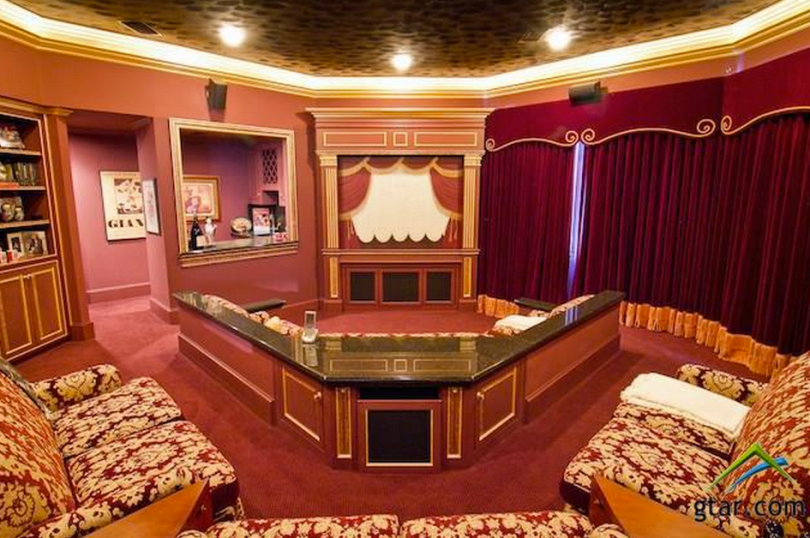 Villa Maria Ranch – A .5 Million Estate In Sulphur Springs, TX | Homes of the Rich – The #1 Real Estate Blog